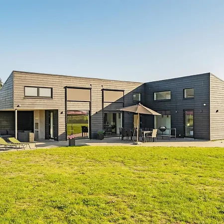 Alva - 998m From The Sea By Interhome