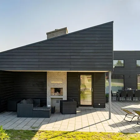 Alva - 998m From The Sea By Interhome